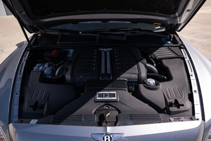 2017 Bentley Bentayga - Image 28 of 29