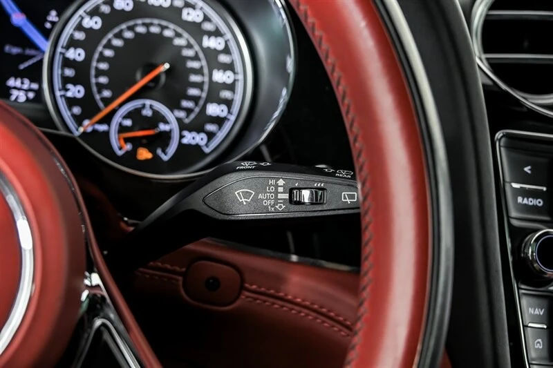 2017 Bentley Bentayga - Image 30 of 31