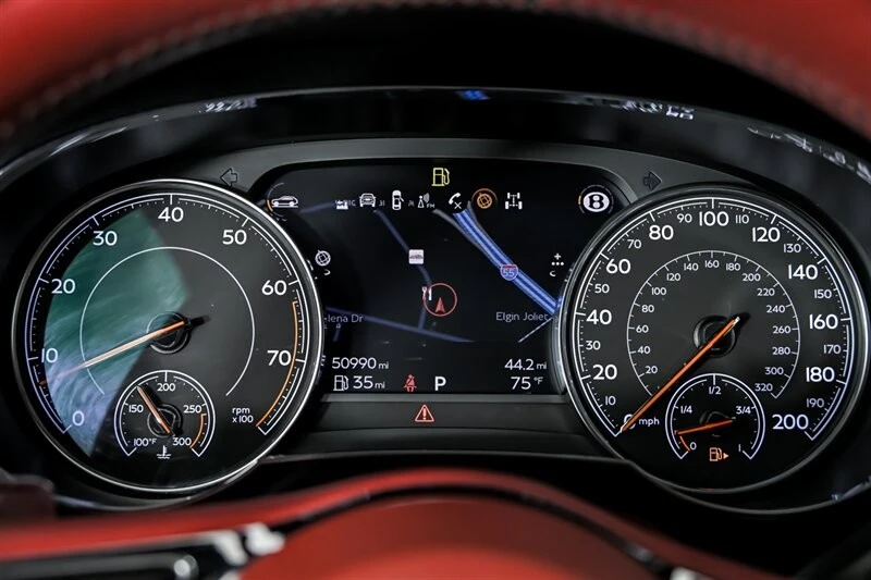 2017 Bentley Bentayga - Image 26 of 31
