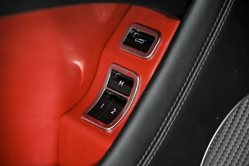 2017 Bentley Bentayga - Image 14 of 31