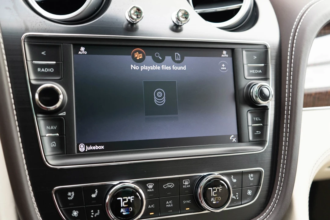 2017 Bentley Bentayga - Image 21 of 21