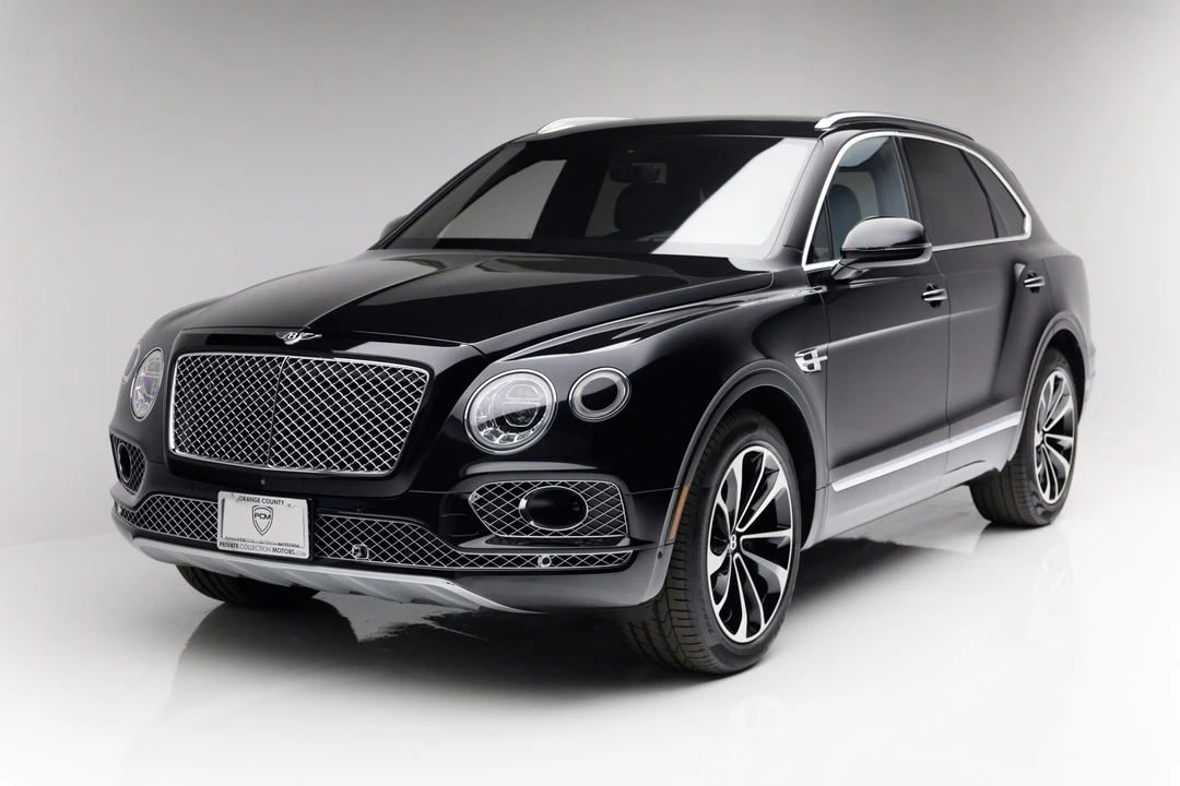 2017 Bentley Bentayga - Image 2 of 31