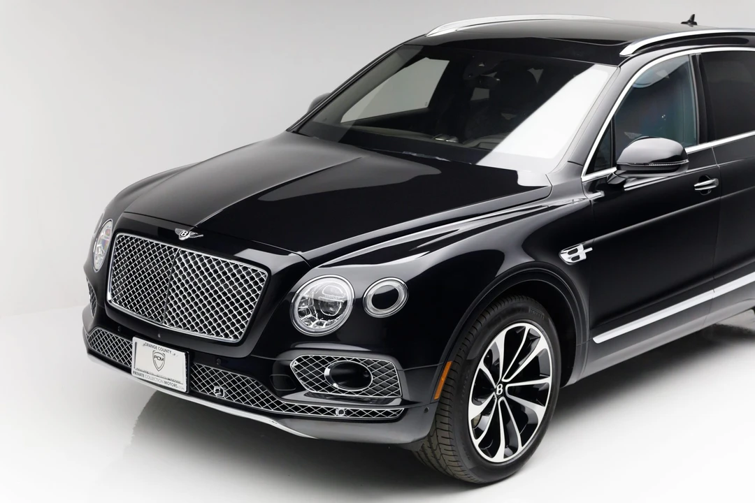 2017 Bentley Bentayga - Image 16 of 31