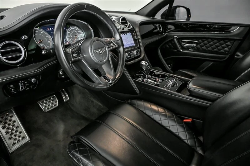 2017 Bentley Bentayga - Image 16 of 21