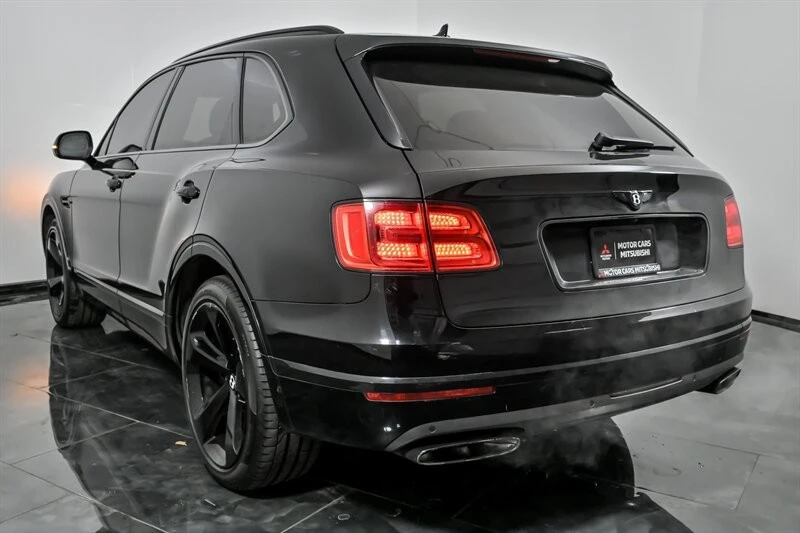 2017 Bentley Bentayga - Image 7 of 21