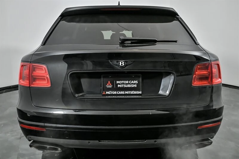2017 Bentley Bentayga - Image 8 of 21