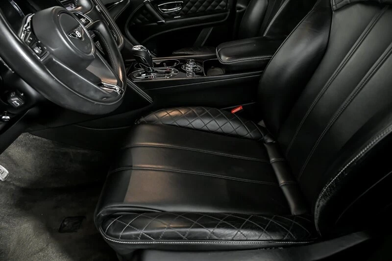 2017 Bentley Bentayga - Image 17 of 21