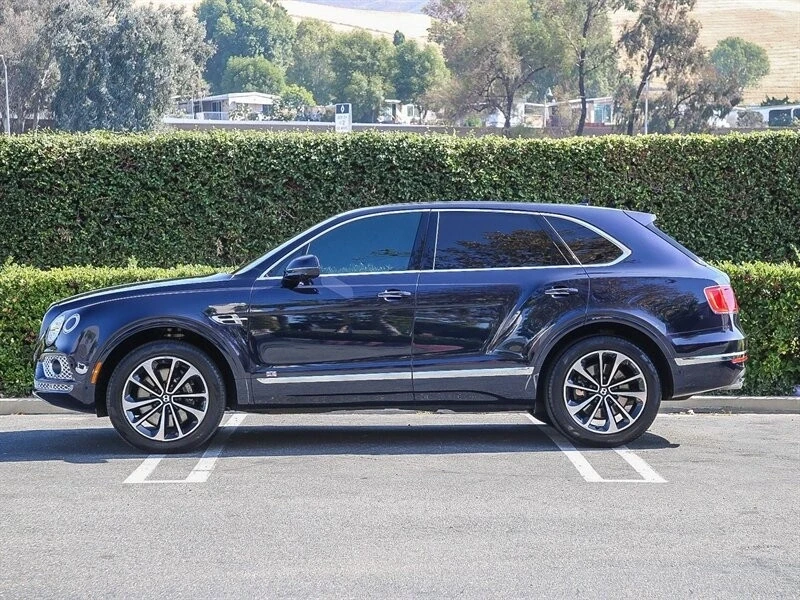 2017 Bentley Bentayga - Image 8 of 21
