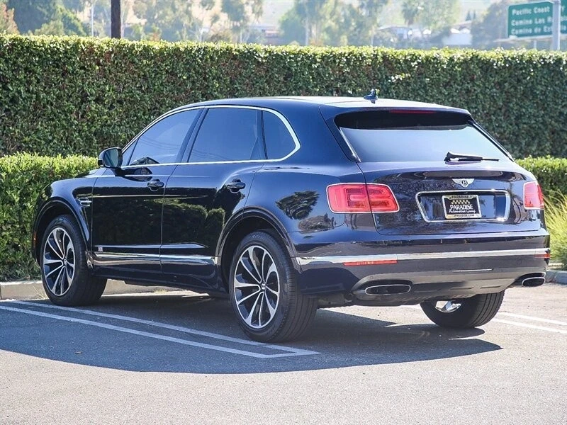 2017 Bentley Bentayga - Image 7 of 21