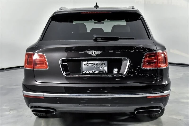 2017 Bentley Bentayga - Image 10 of 21