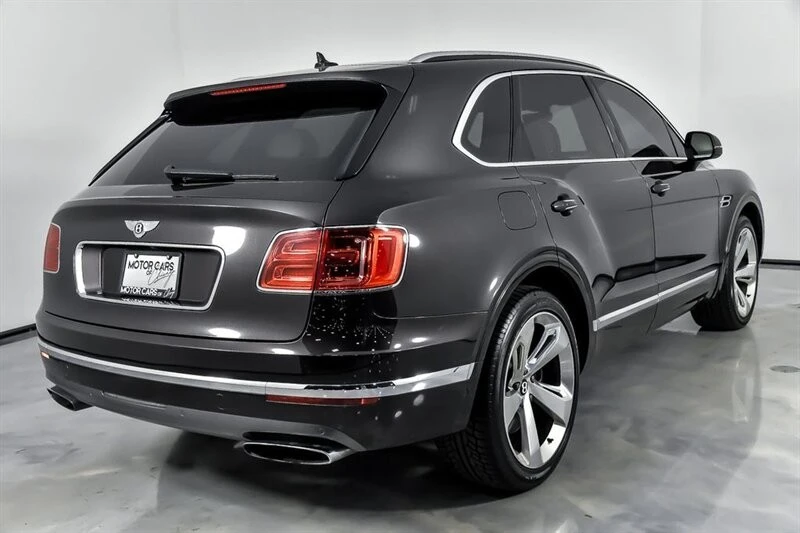 2017 Bentley Bentayga - Image 11 of 21