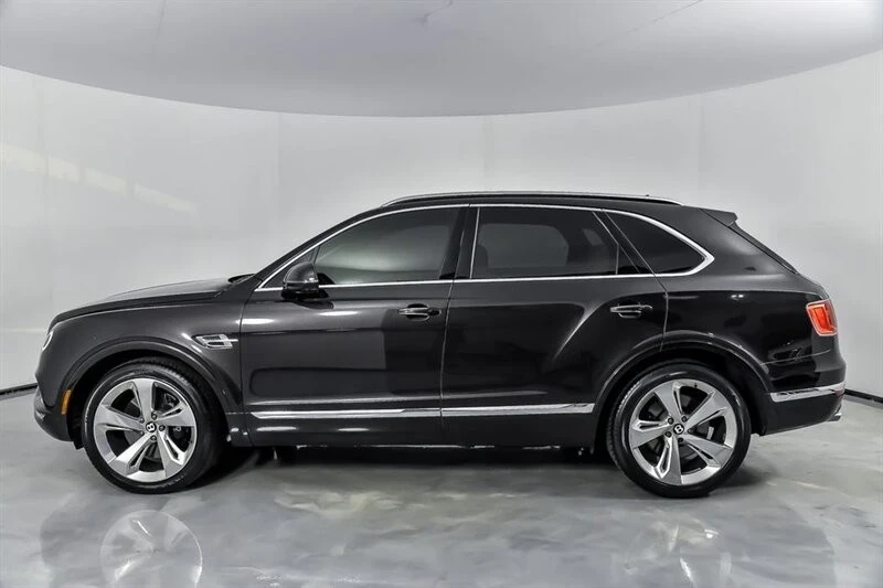 2017 Bentley Bentayga - Image 7 of 12