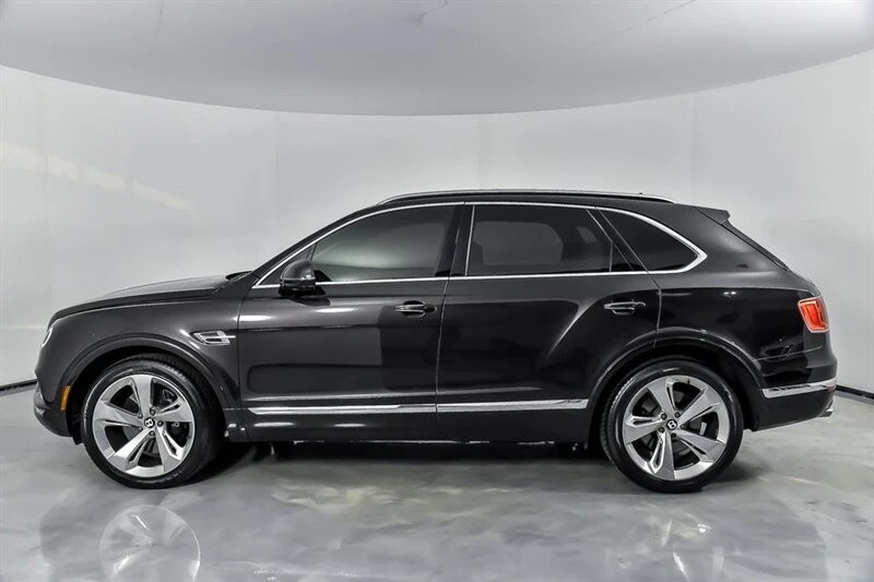 2017 Bentley Bentayga - Image 7 of 21