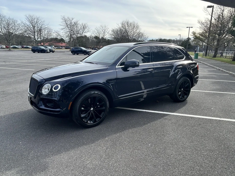 2017 Bentley Bentayga - Image 3 of 31