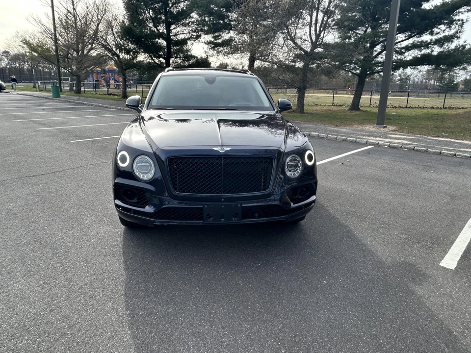 2017 Bentley Bentayga - Image 5 of 31