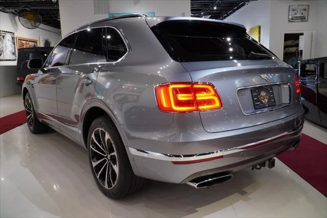 2017 Bentley Bentayga - Image 6 of 21