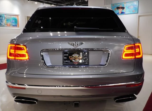 2017 Bentley Bentayga - Image 7 of 21