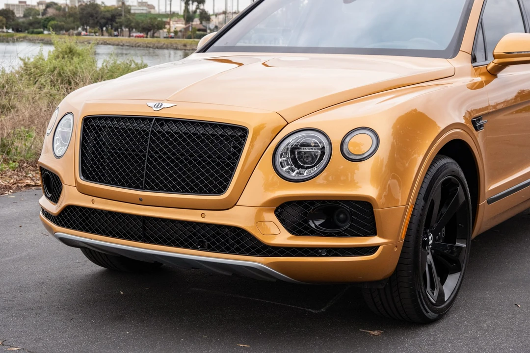 2017 Bentley Bentayga - Image 12 of 31