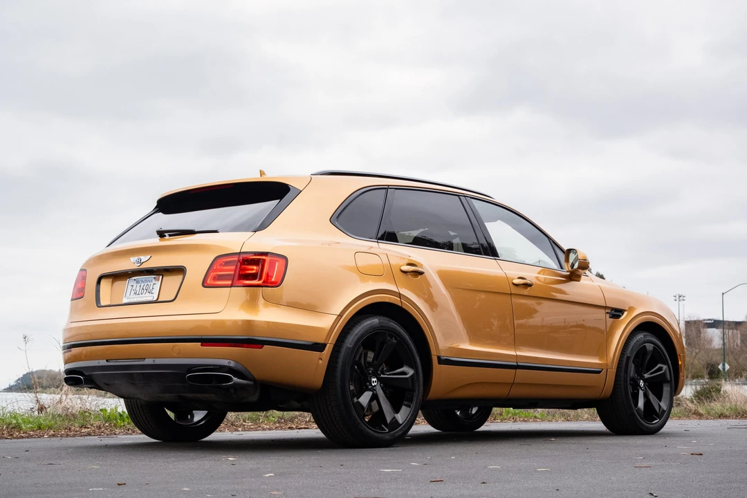 2017 Bentley Bentayga - Image 5 of 31