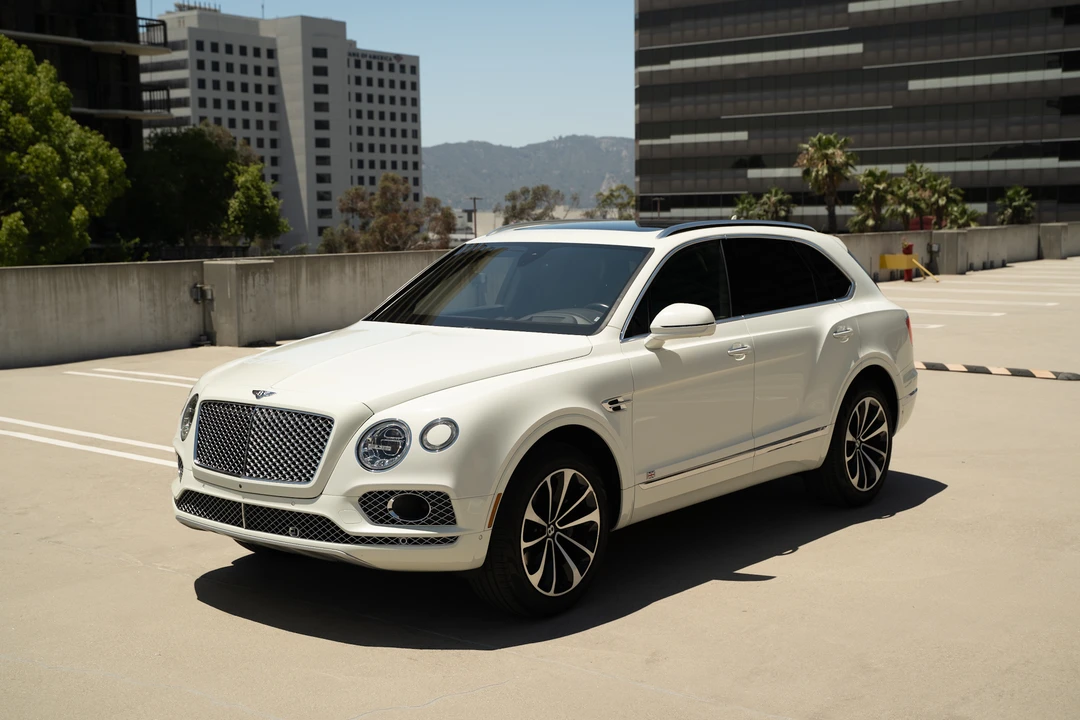 2017 Bentley Bentayga - Image 5 of 31