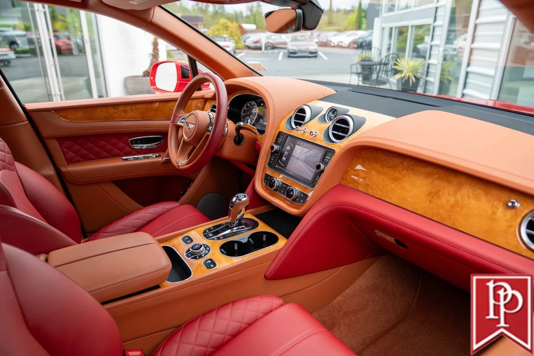 2017 Bentley Bentayga - Image 20 of 21