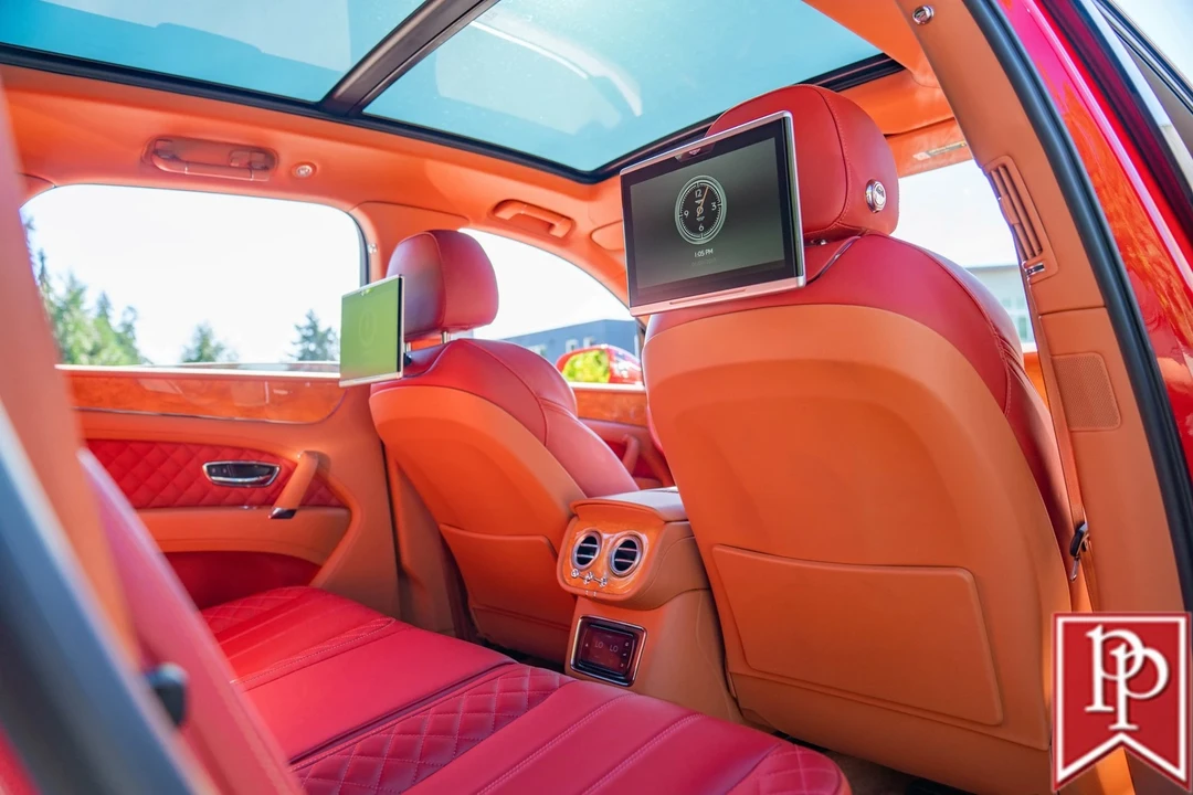 2017 Bentley Bentayga - Image 7 of 21