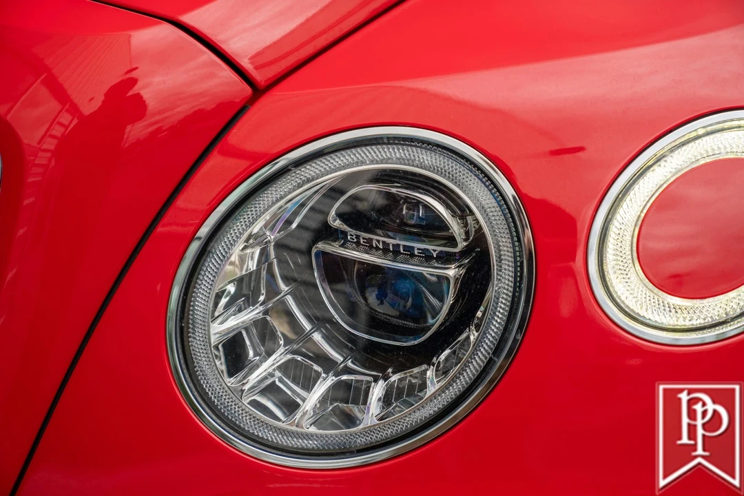 2017 Bentley Bentayga - Image 18 of 21