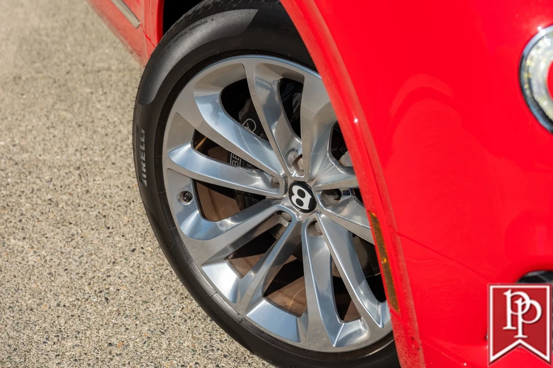 2017 Bentley Bentayga - Image 4 of 21