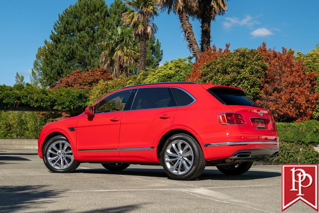 2017 Bentley Bentayga - Image 5 of 21