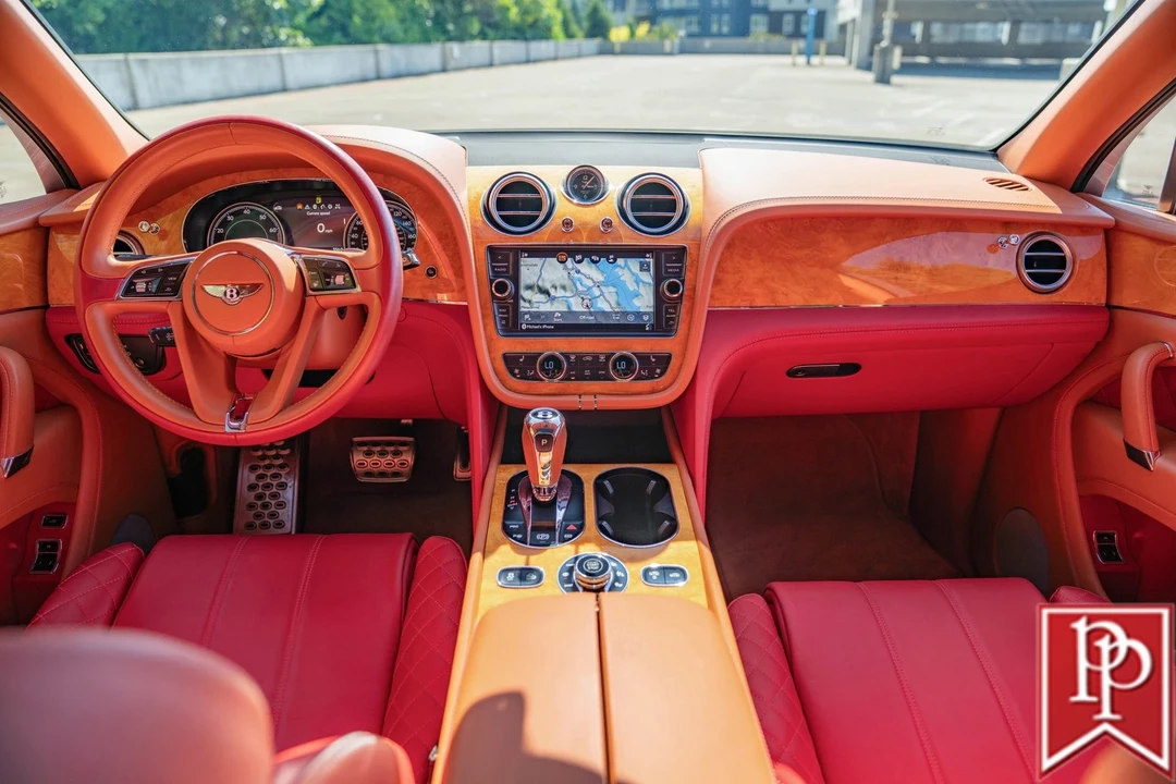 2017 Bentley Bentayga - Image 9 of 21