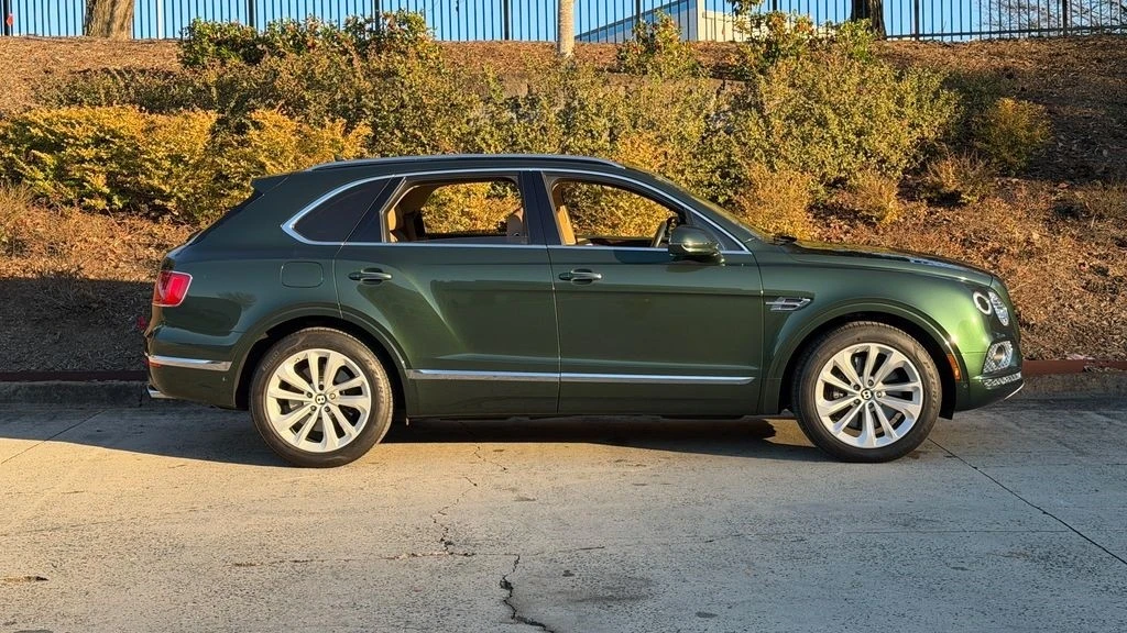 2017 Bentley Bentayga - Image 6 of 21