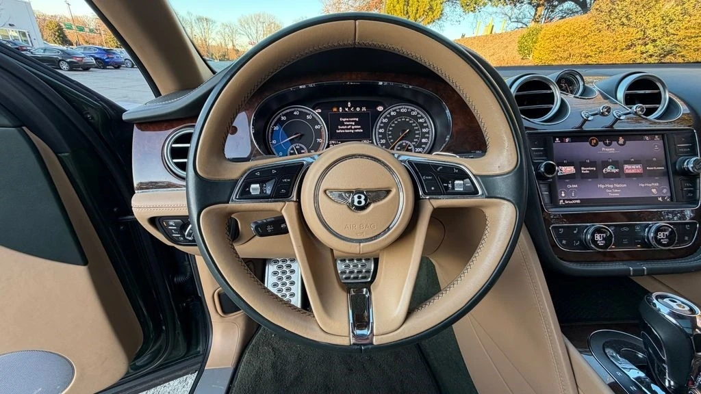 2017 Bentley Bentayga - Image 18 of 21