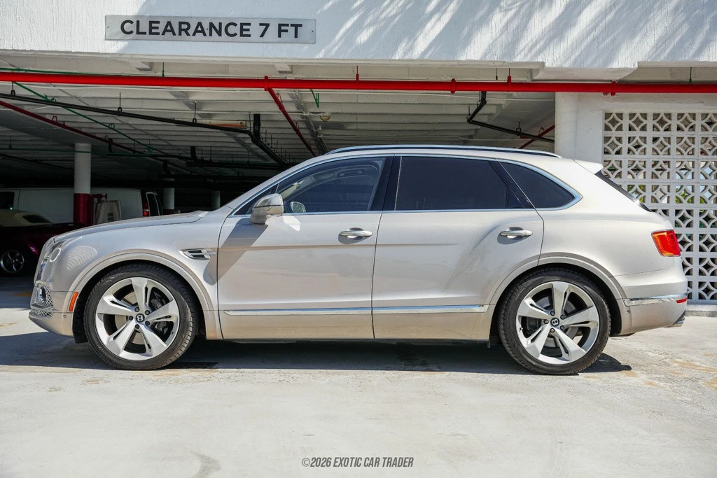 2017 Bentley Bentayga - Image 3 of 12