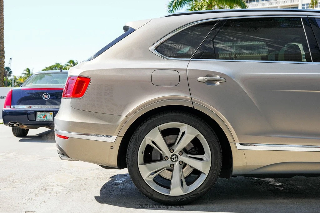 2017 Bentley Bentayga - Image 10 of 12