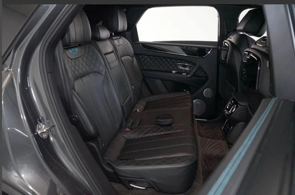 2017 Bentley Bentayga - Image 7 of 14