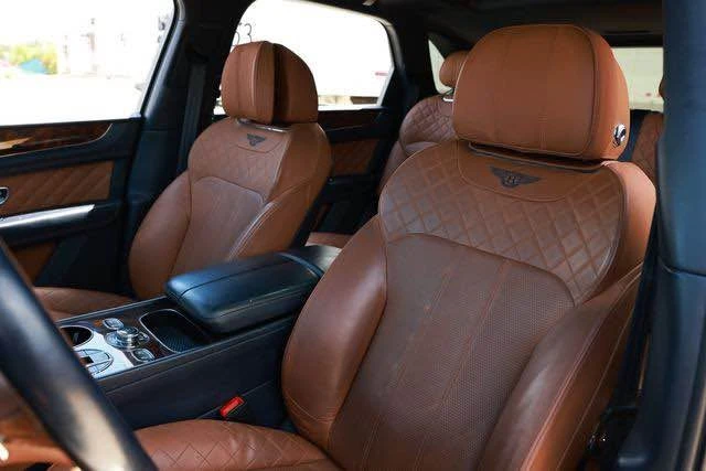 2017 Bentley Bentayga - Image 10 of 13