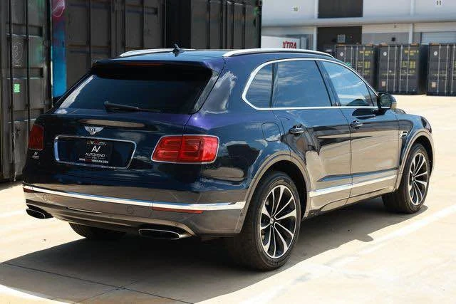 2017 Bentley Bentayga - Image 5 of 13