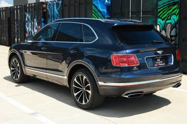 2017 Bentley Bentayga - Image 3 of 13