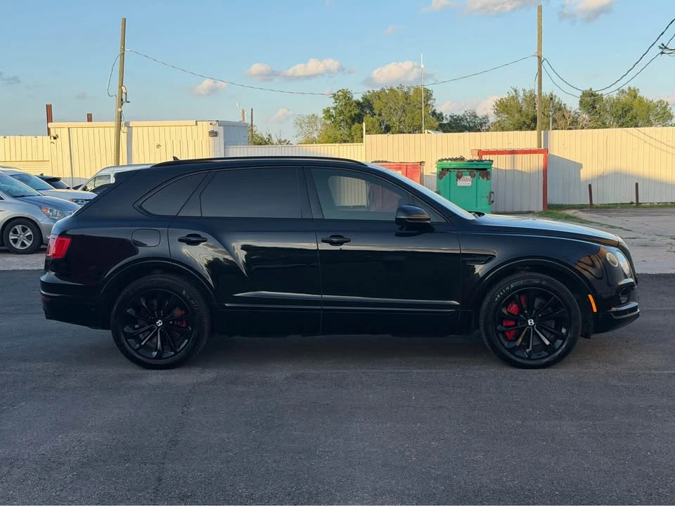 2017 Bentley Bentayga - Image 3 of 20