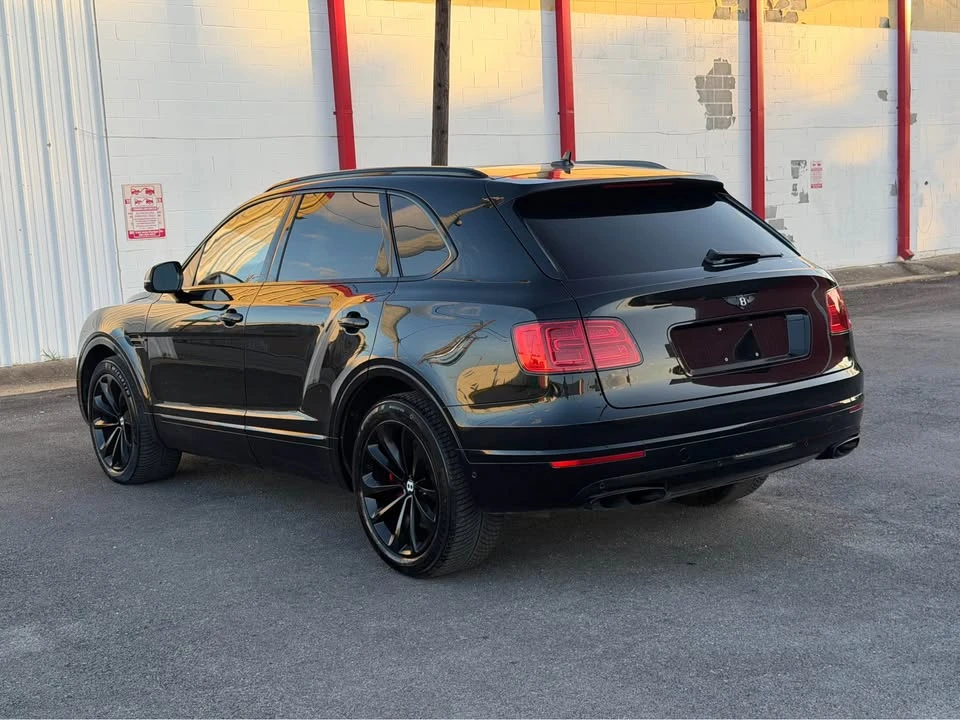 2017 Bentley Bentayga - Image 8 of 20