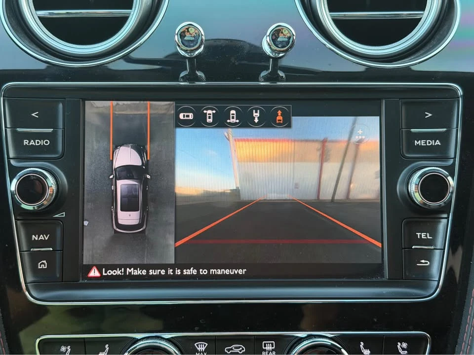 2017 Bentley Bentayga - Image 19 of 20