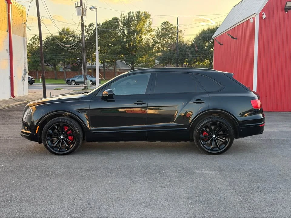 2017 Bentley Bentayga - Image 7 of 20