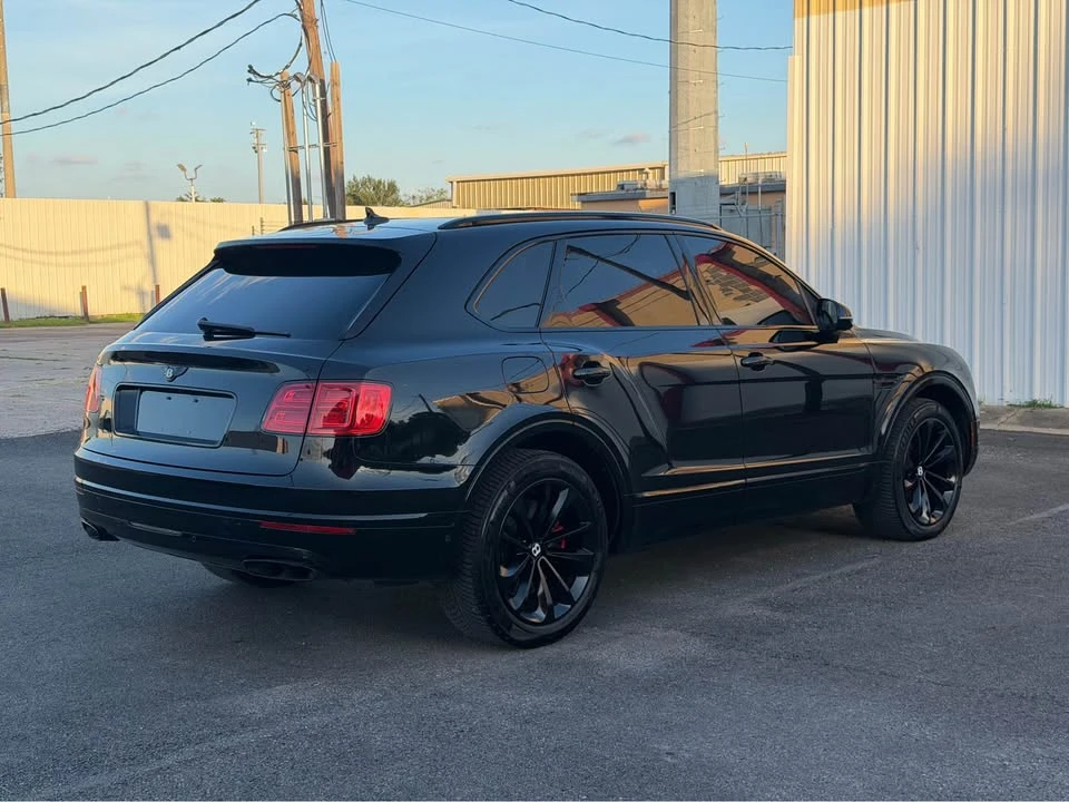 2017 Bentley Bentayga - Image 4 of 20