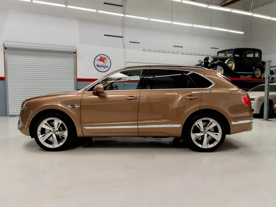 2017 Bentley Bentayga - Image 7 of 20