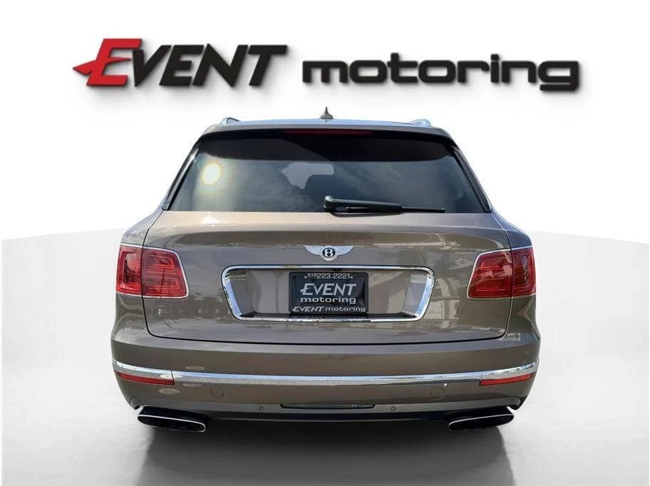 2017 Bentley Bentayga - Image 10 of 31