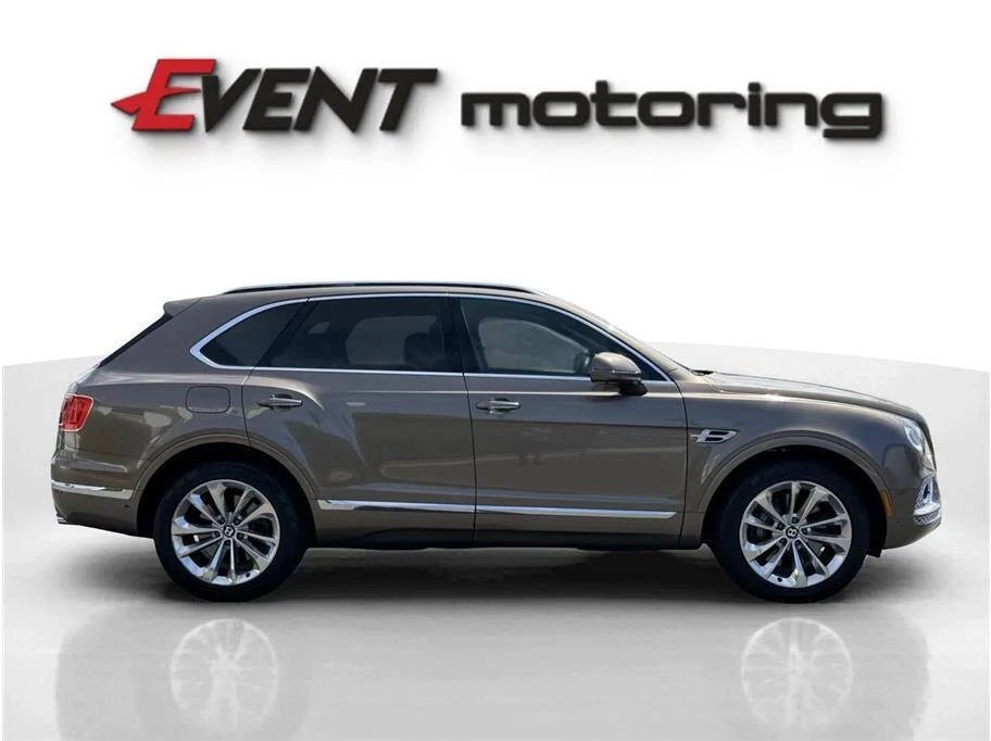 2017 Bentley Bentayga - Image 12 of 31