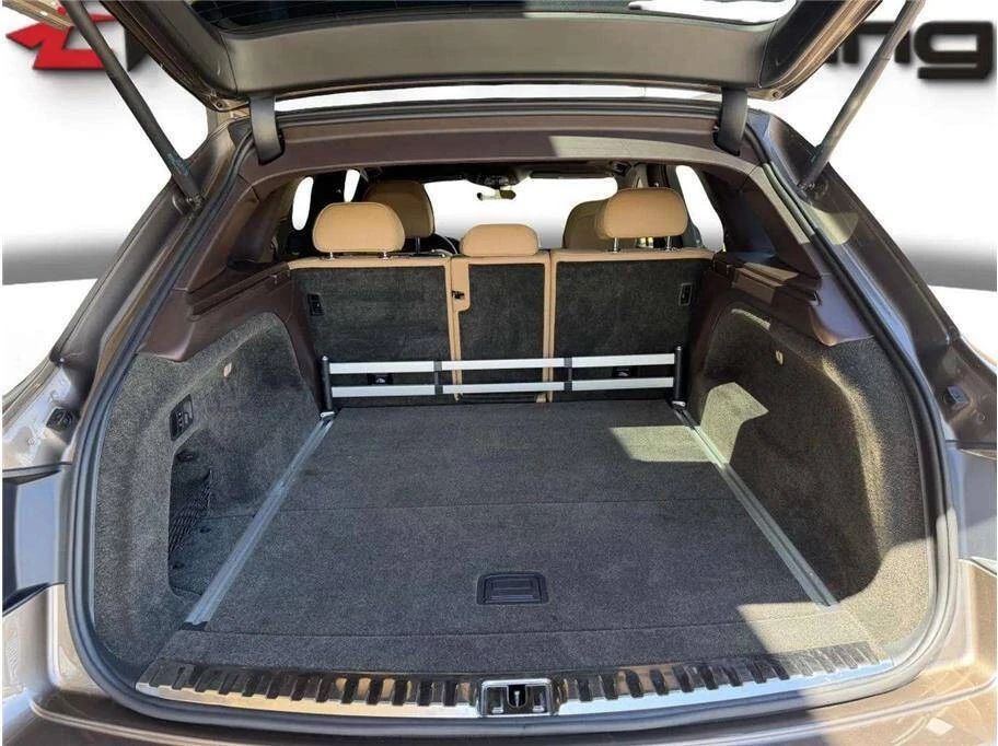 2017 Bentley Bentayga - Image 30 of 31