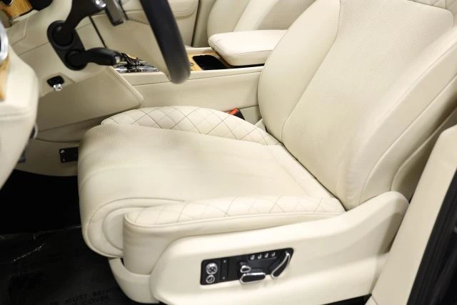 2017 Bentley Bentayga - Image 23 of 31