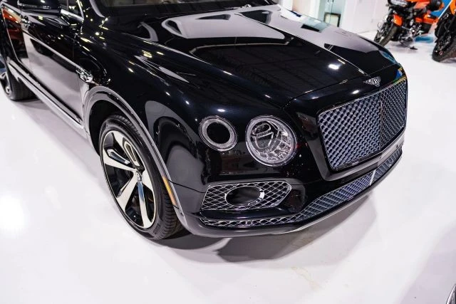 2017 Bentley Bentayga - Image 3 of 12