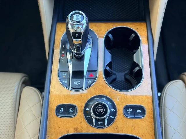 2017 Bentley Bentayga - Image 20 of 21